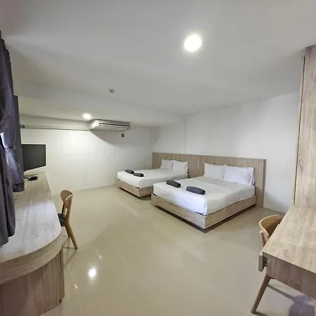 All Day Hostel At Bts Bang Chak Bangkok Exterior photo